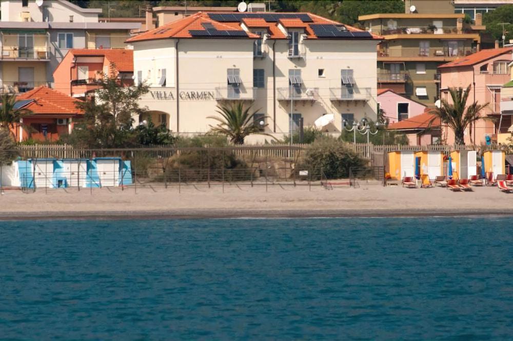 Residence Villa Carmen Fronte Mare A 50 Mt Pietra Ligure Ngoại thất bức ảnh