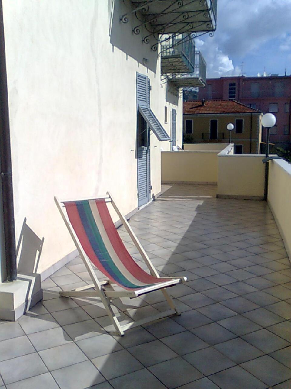 Residence Villa Carmen Fronte Mare A 50 Mt Pietra Ligure Ngoại thất bức ảnh