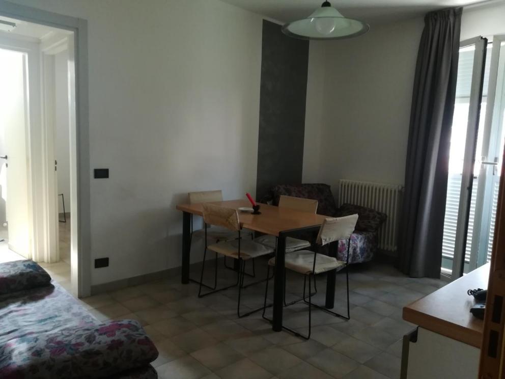 Residence Villa Carmen Fronte Mare A 50 Mt Pietra Ligure Ngoại thất bức ảnh