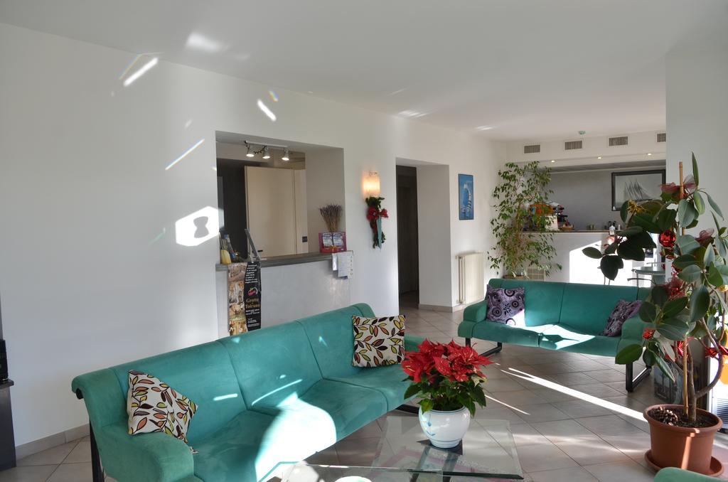 Residence Villa Carmen Fronte Mare A 50 Mt Pietra Ligure Ngoại thất bức ảnh