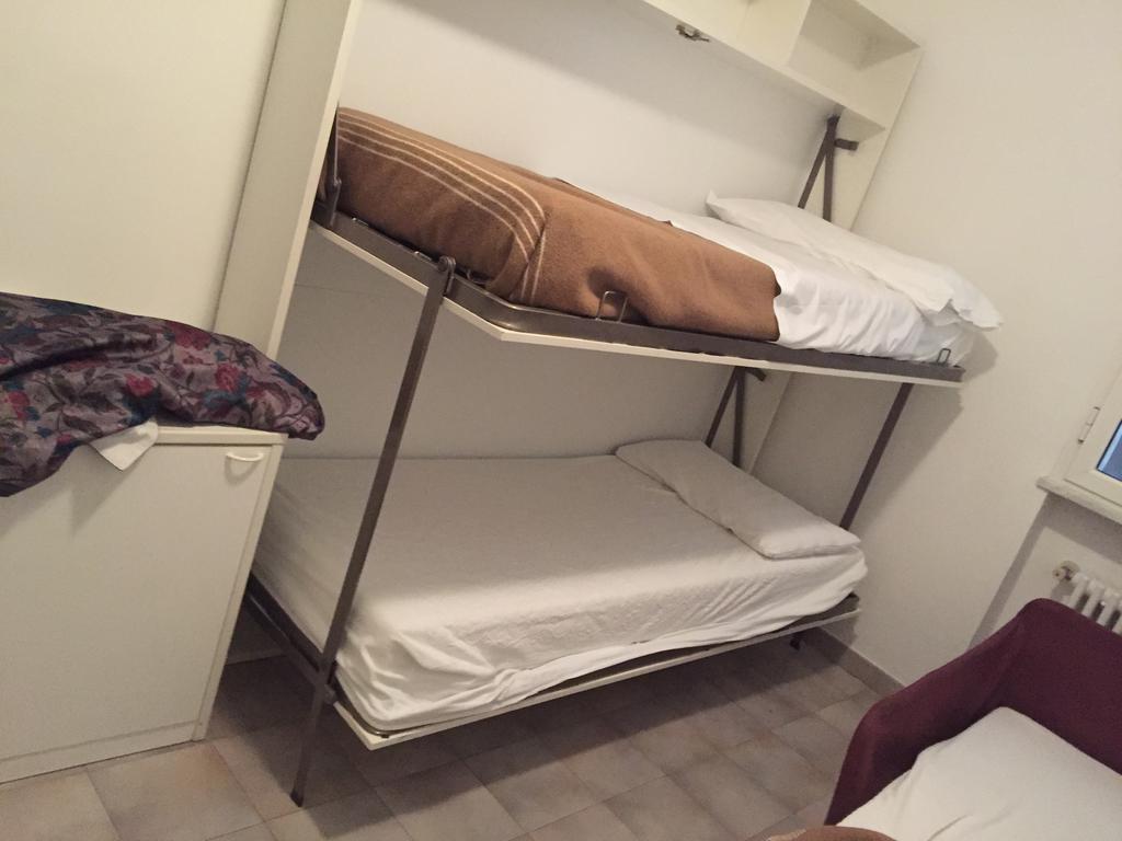 Residence Villa Carmen Fronte Mare A 50 Mt Pietra Ligure Ngoại thất bức ảnh