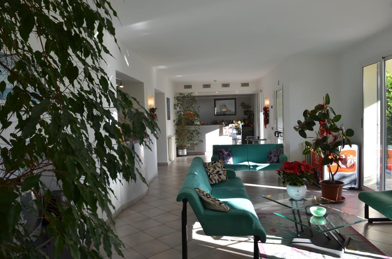 Residence Villa Carmen Fronte Mare A 50 Mt Pietra Ligure Ngoại thất bức ảnh